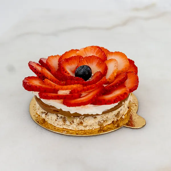 Strawberry Pavlova