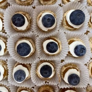 Mini Pavlovas Blueberries